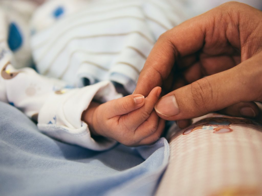 Mon bébé est prématuré : quelles démarches dois-je faire ?