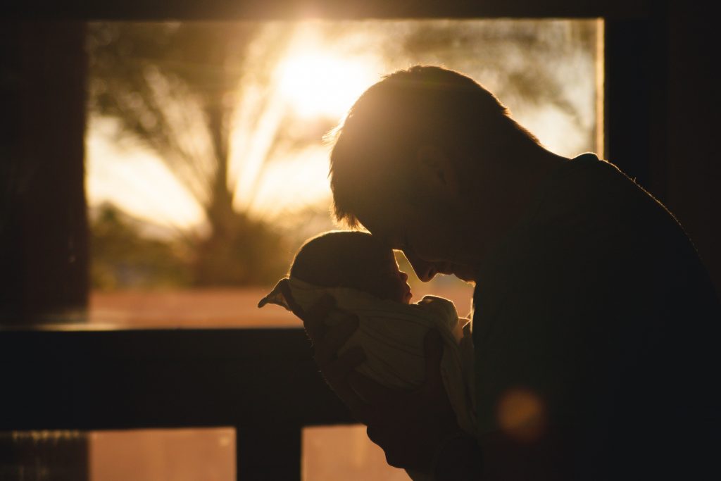 Conseils pour le retour à la maison avec son bébé prématuré.