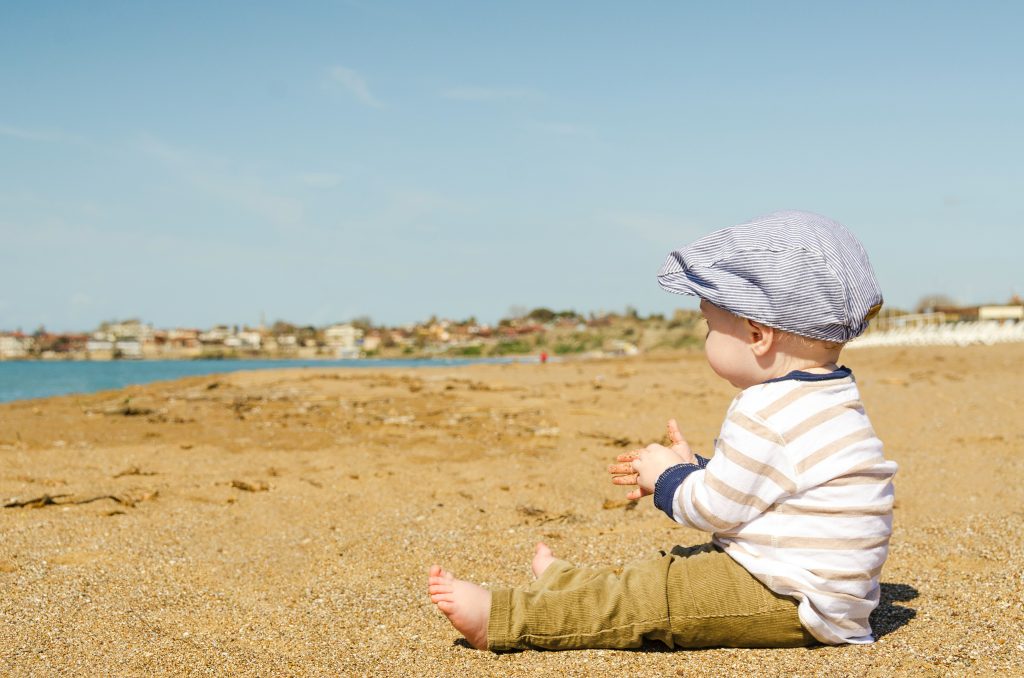 Coup de chaleur bébé : que faire ?