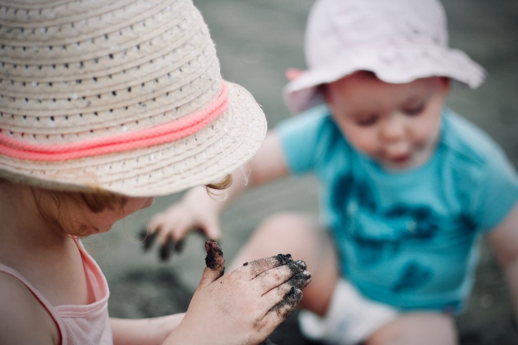Comment rafraîchir un bébé pendant la canicule ?