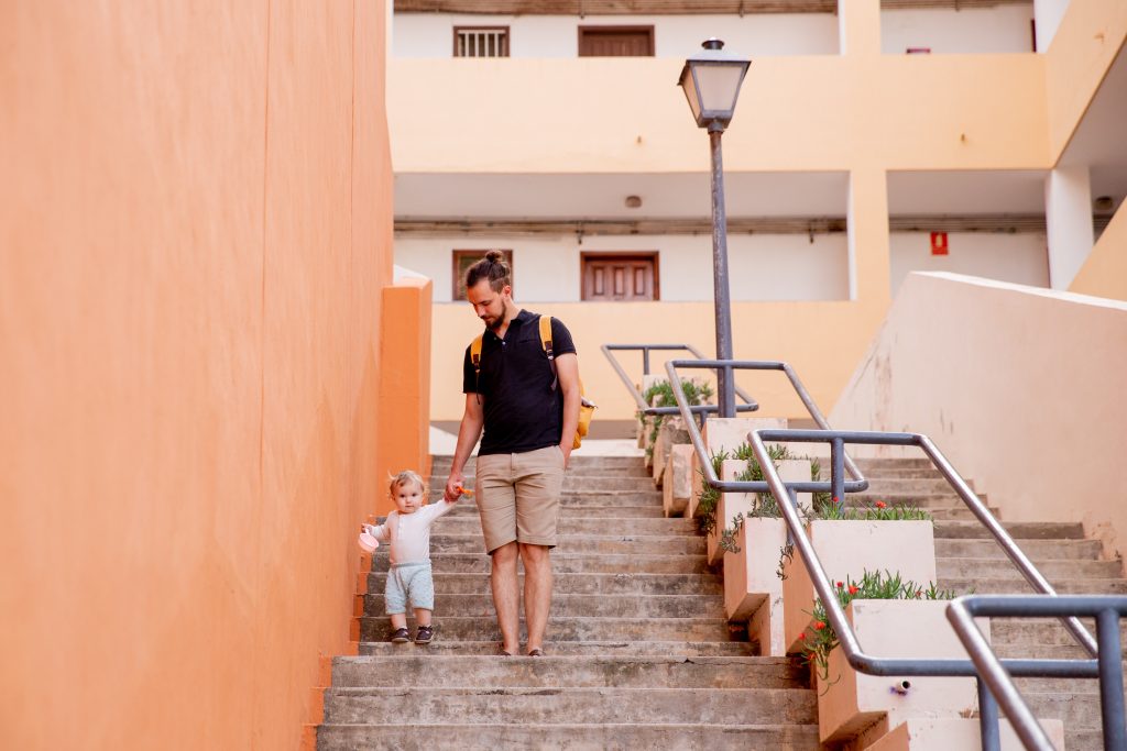 Comment s'organiser pour un roadtrip avec un bébé ?
