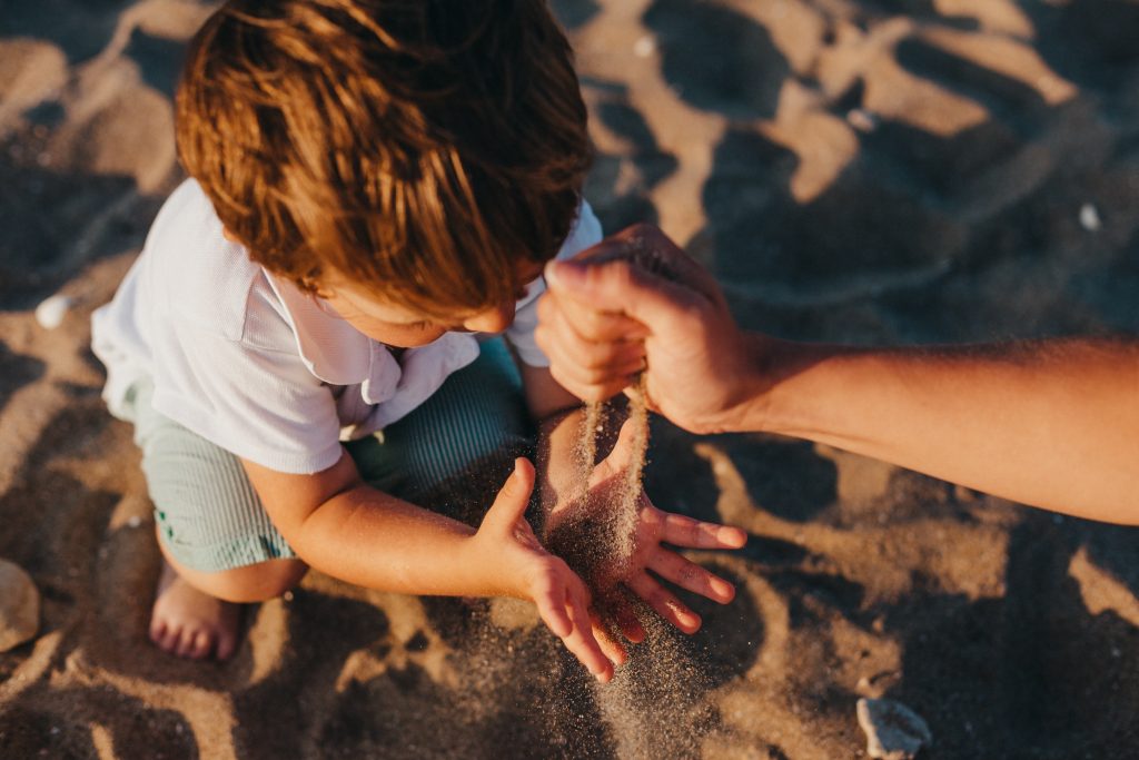 Quels jeux faire avec les enfants pendant l'été ?