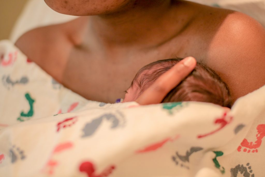 Liste des associations pour soutenir les parents pendant l'hospitalisation de leur bébé prématuré.